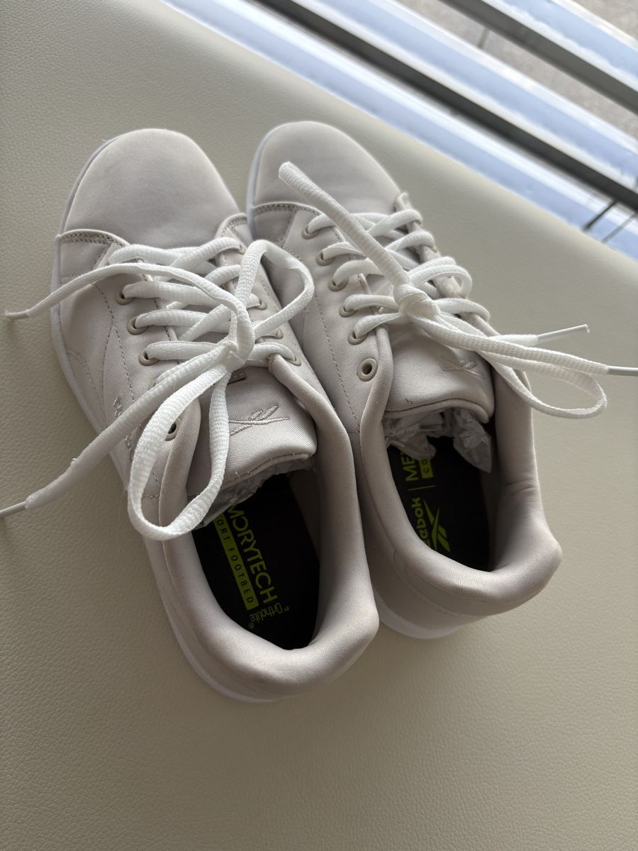 Reebok Scarpe da uomo: Reebok sneakers, original – Nuovo (secondo la descrizione) da Lausanne venduto da oyu_hgg5