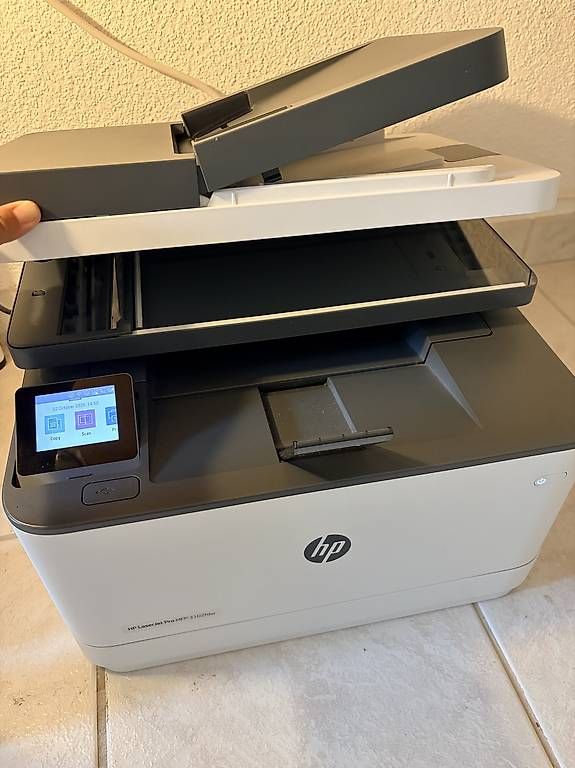Hewlett Packard Stampanti: HP LaserJet Pro MFP 3102fdw  S/W – Usato da Effretikon venduto da hud_bq7l 1