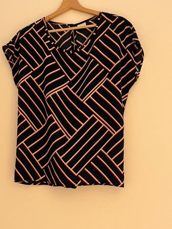 Sommerbluse von Jacqueline de Yong Gr 36