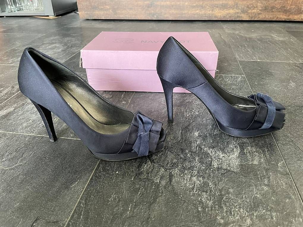 Chaussures femmes: Navyboot Heel in Grösse 38 – D'occasion à Sissach par Akimbaro 3