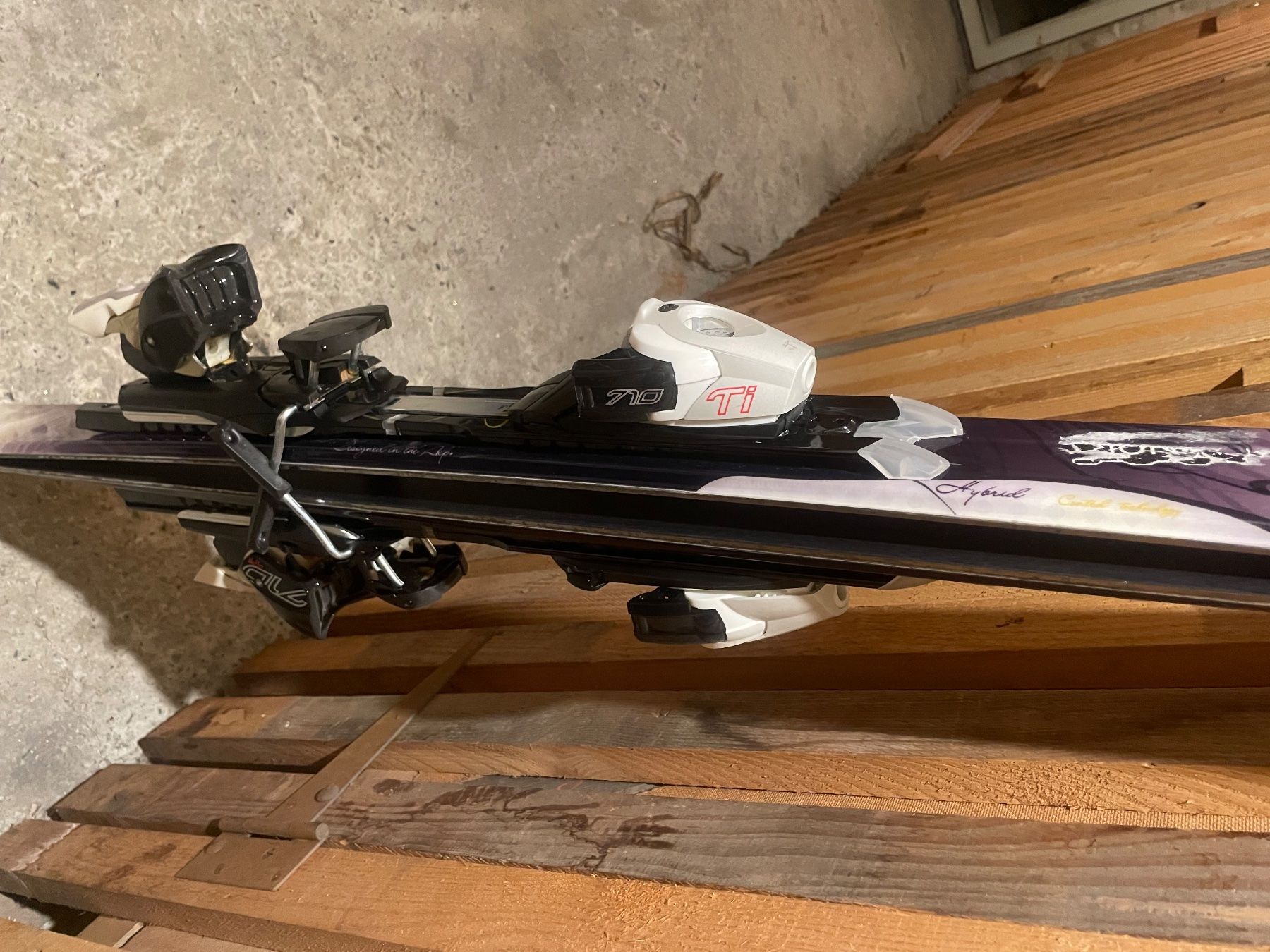 Salomon Sci: Skis Salomon Emerald 15o cm ensemble avec fixations – Usato da Maracon venduto da Caro1613 1
