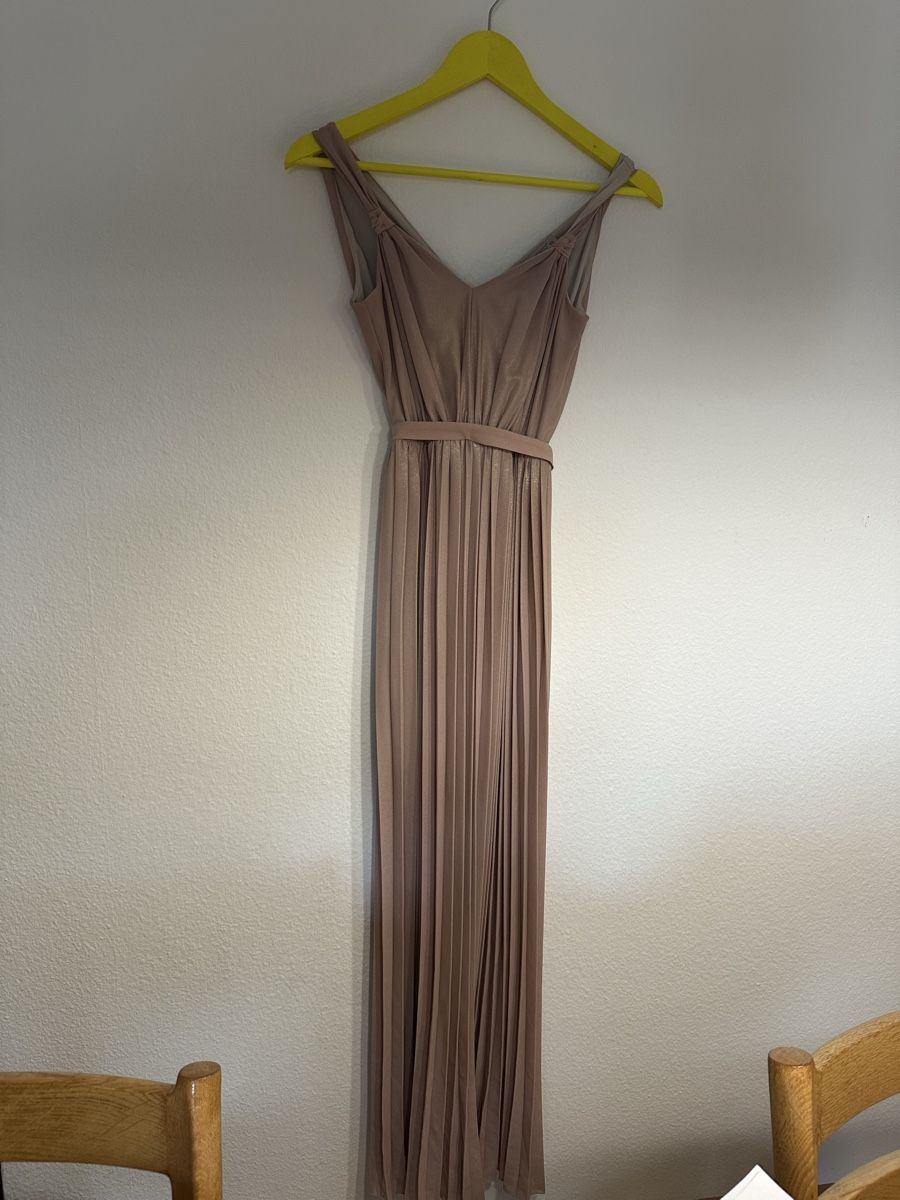 Kleider: Rinascimento Kleid, Grösse XS, Plissee – Gebraucht aus Stäfa von buecher10