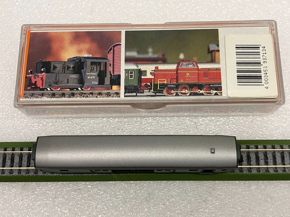 Arnold Modelleisenbahnen: Arnold 3713 N= Leichtstahl Gepäckwagen SBB D 065-0 - in OVP – Neu (gemäss Beschreibung) aus Thun von retoolinoo 5