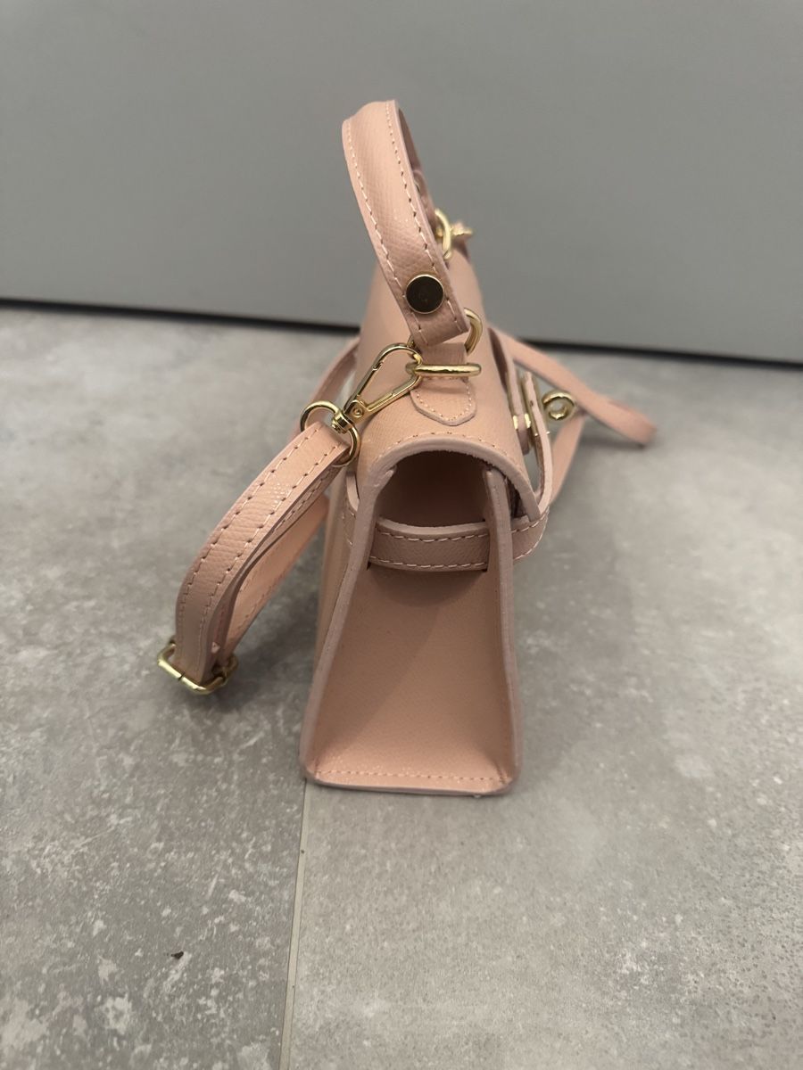 Borse da donna: Sac à main cuir rose poudré – Usato da La Chaux-de-Fonds venduto da kel_9khc 1