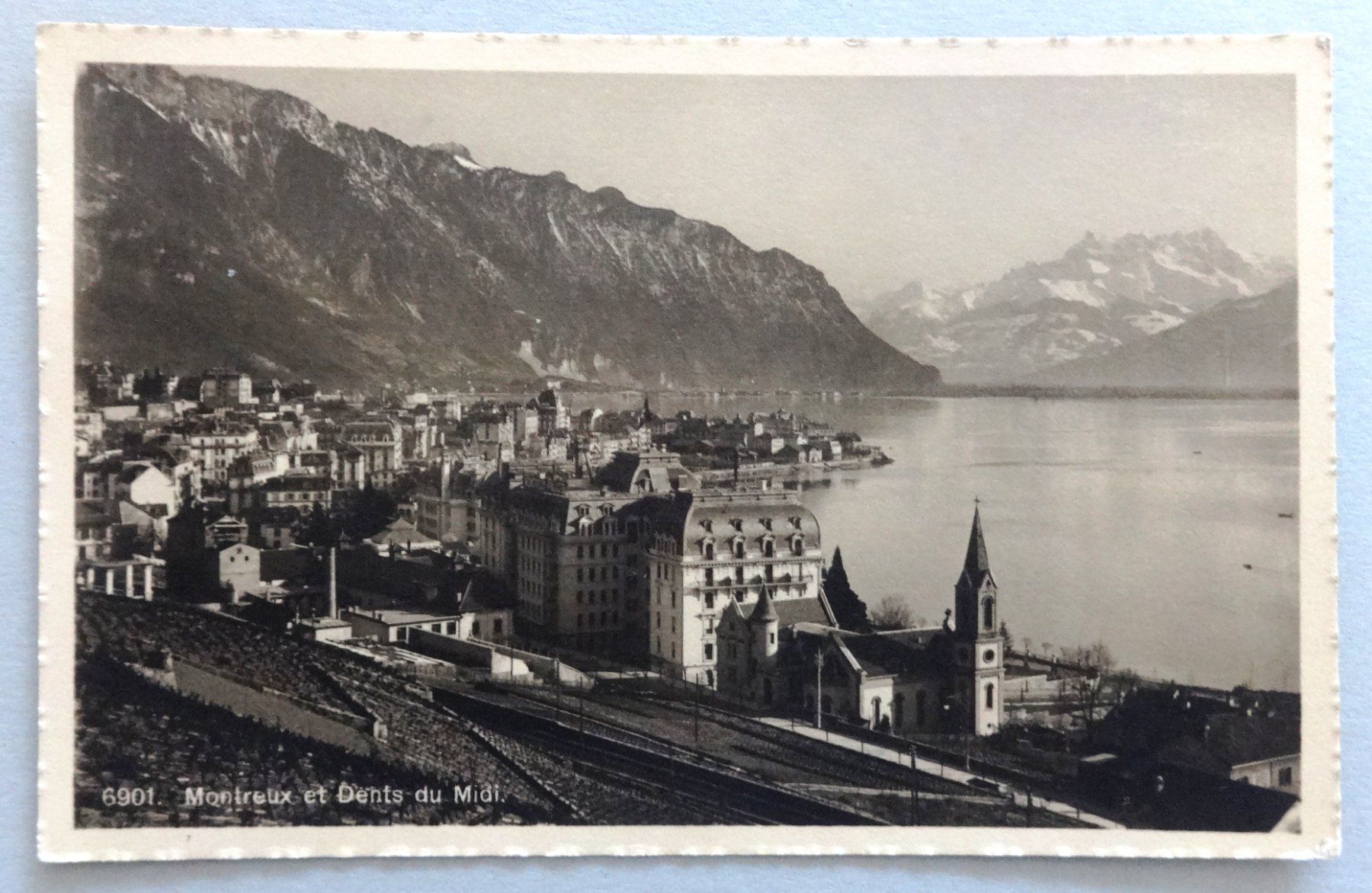 Cartoline postali: Montreux et Dents du Midi – Difettoso da Fétigny venduto da Billy2miny