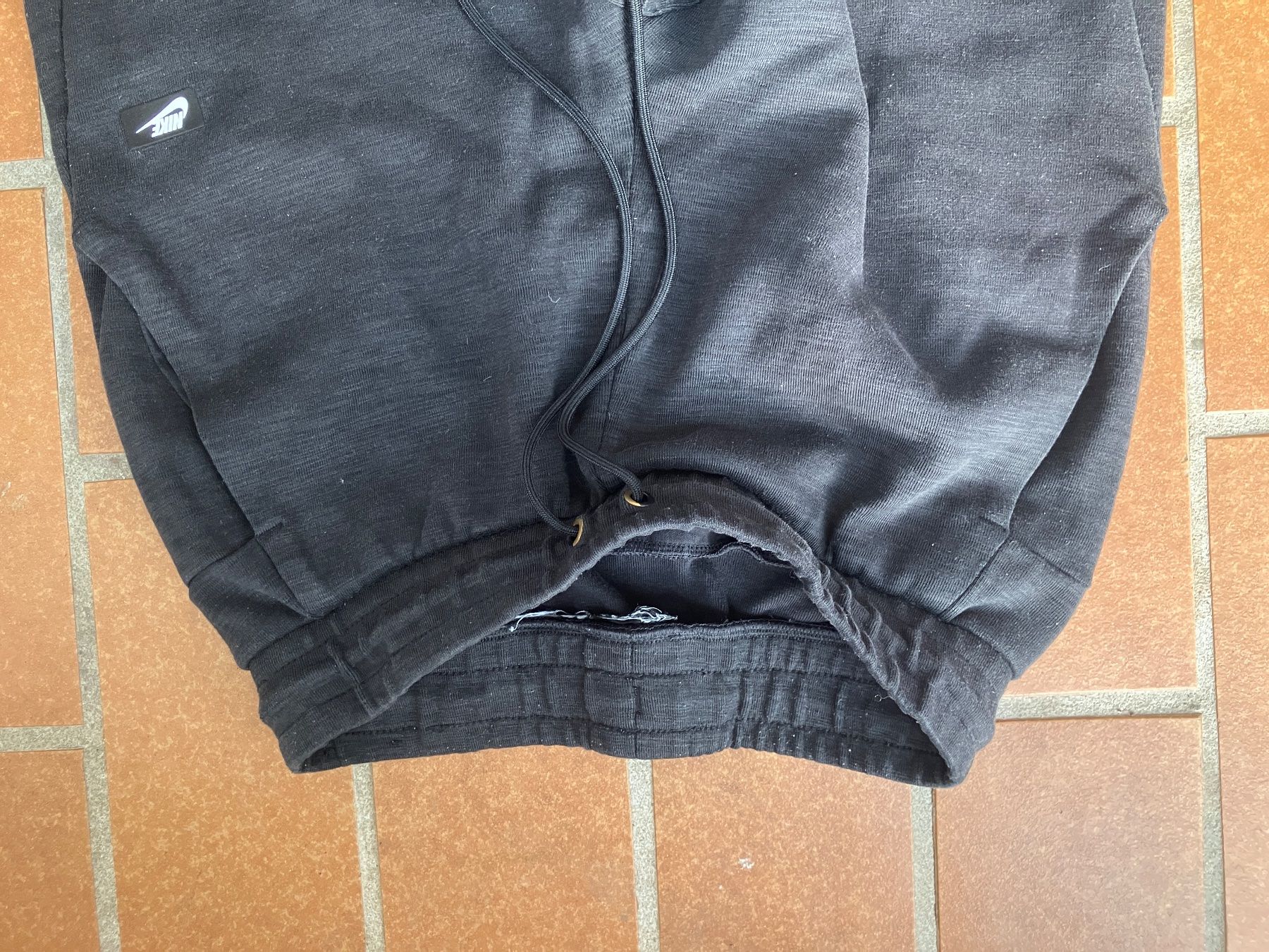 Nike Pantaloni: Nike Jogginghose S – Usato da Riehen venduto da fab_9wfs 1