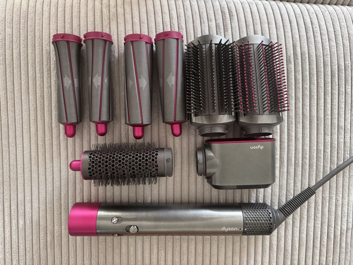Dyson Fers à boucler & lisser: Dyson Airwrap – D'occasion à Dachsen par Pfotenglueck 1