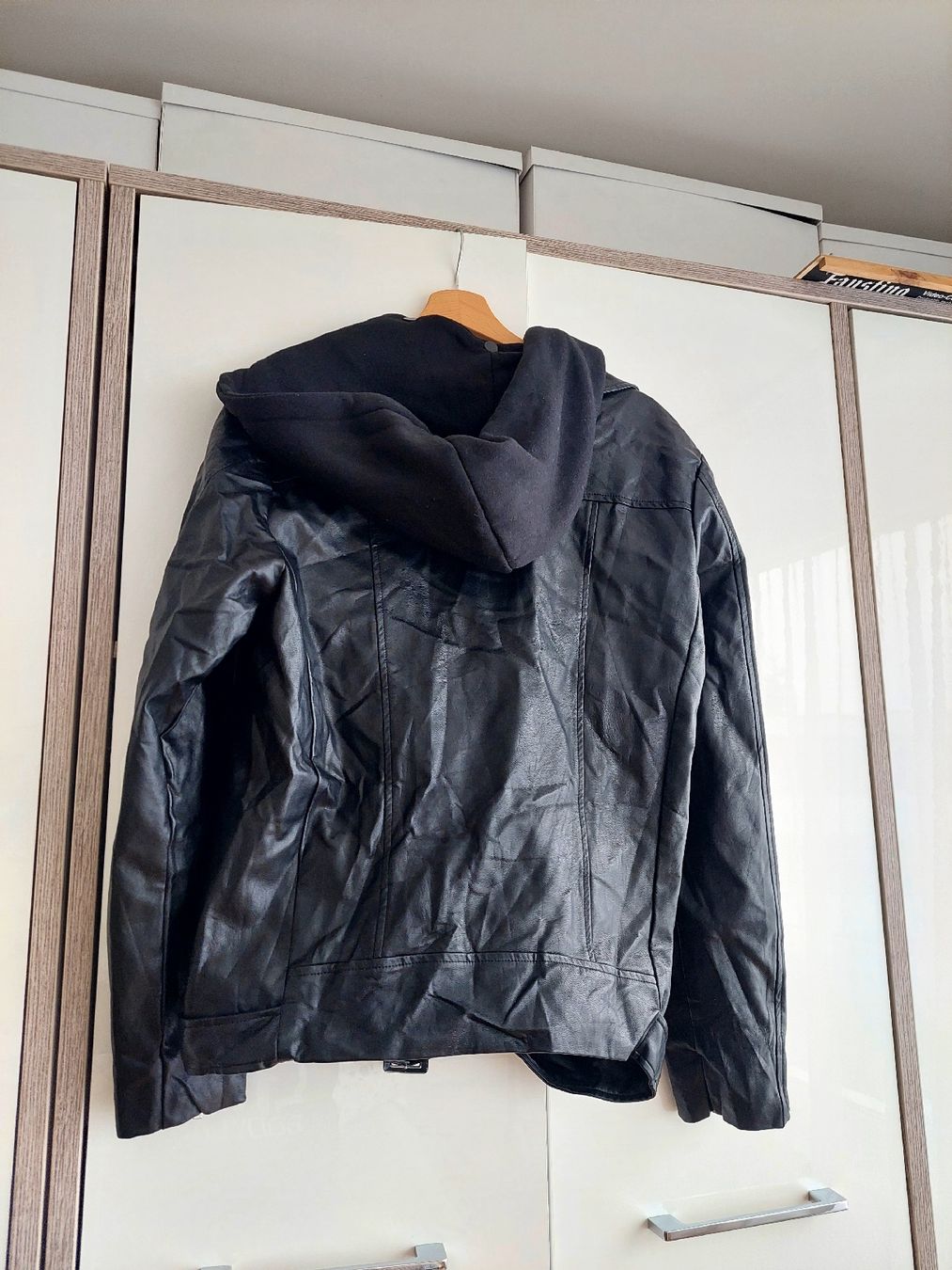 Siksilk Giacche: Kunstlederjacke von Siksilk, Größe M – Nuovo (secondo la descrizione) da Gossau SG venduto da Vader_Skywalker7 1