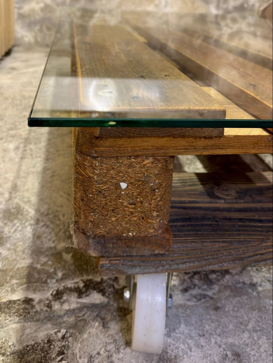 Palettes: Paletten-Couchtisch  – D'occasion à Basel par LiskaLa 3
