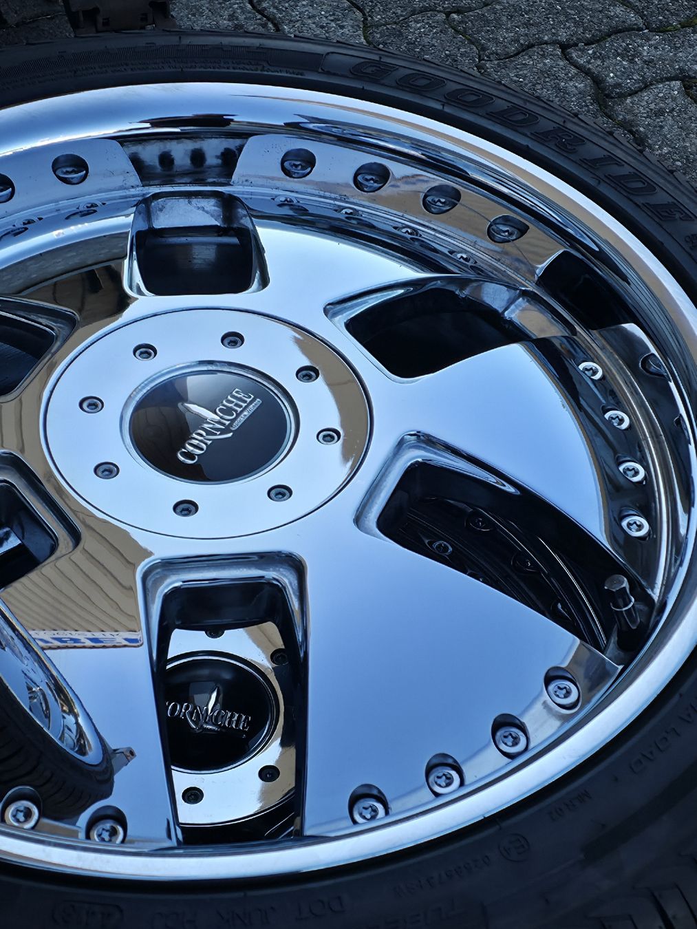 Mercedes-Benz Pneus & Roues: Corniche Eclipse 8x18" Echtchrome, 5 Loch – D'occasion à Kreuzlingen par Tewes 4