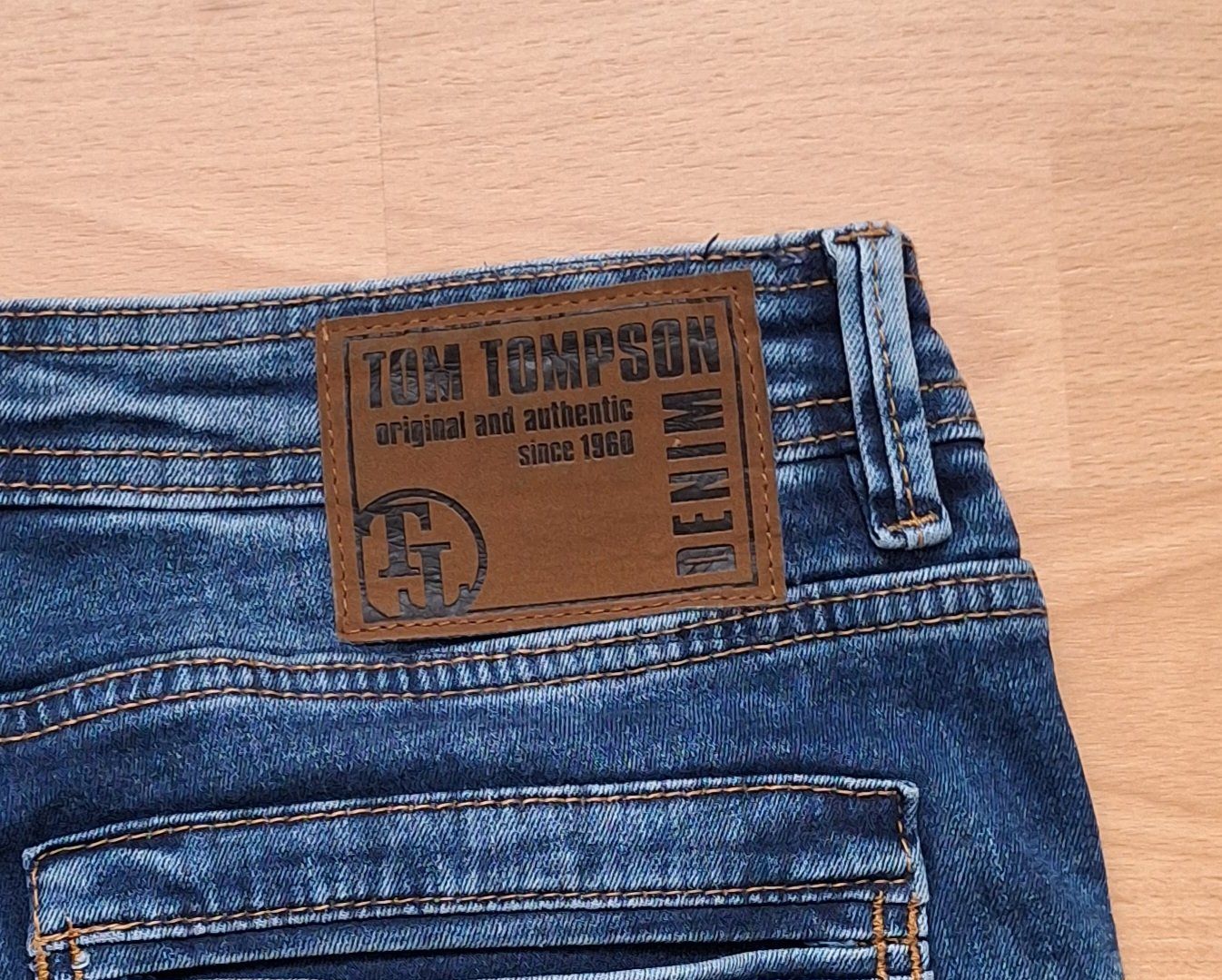 Jeans: Thompson Denim Jeans Robin Grösse W 33 / L 34 – Usato da Wettingen venduto da Egro2 3