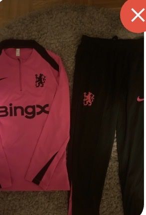Leibchen & Hosen: Ensembles de foot Chelsea  – Gebraucht aus Genève von jak_rd6k 1