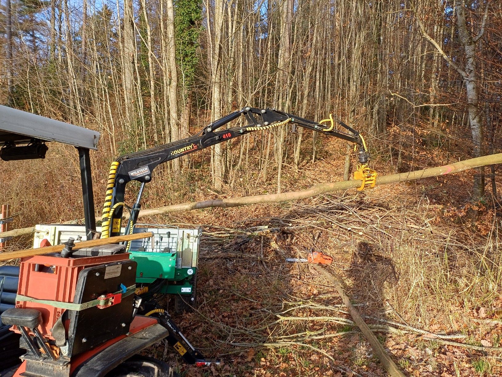Carraro Trattori: Carraro mit Kipper und Forstkran – Usato da Tobel venduto da Schlufi501 4