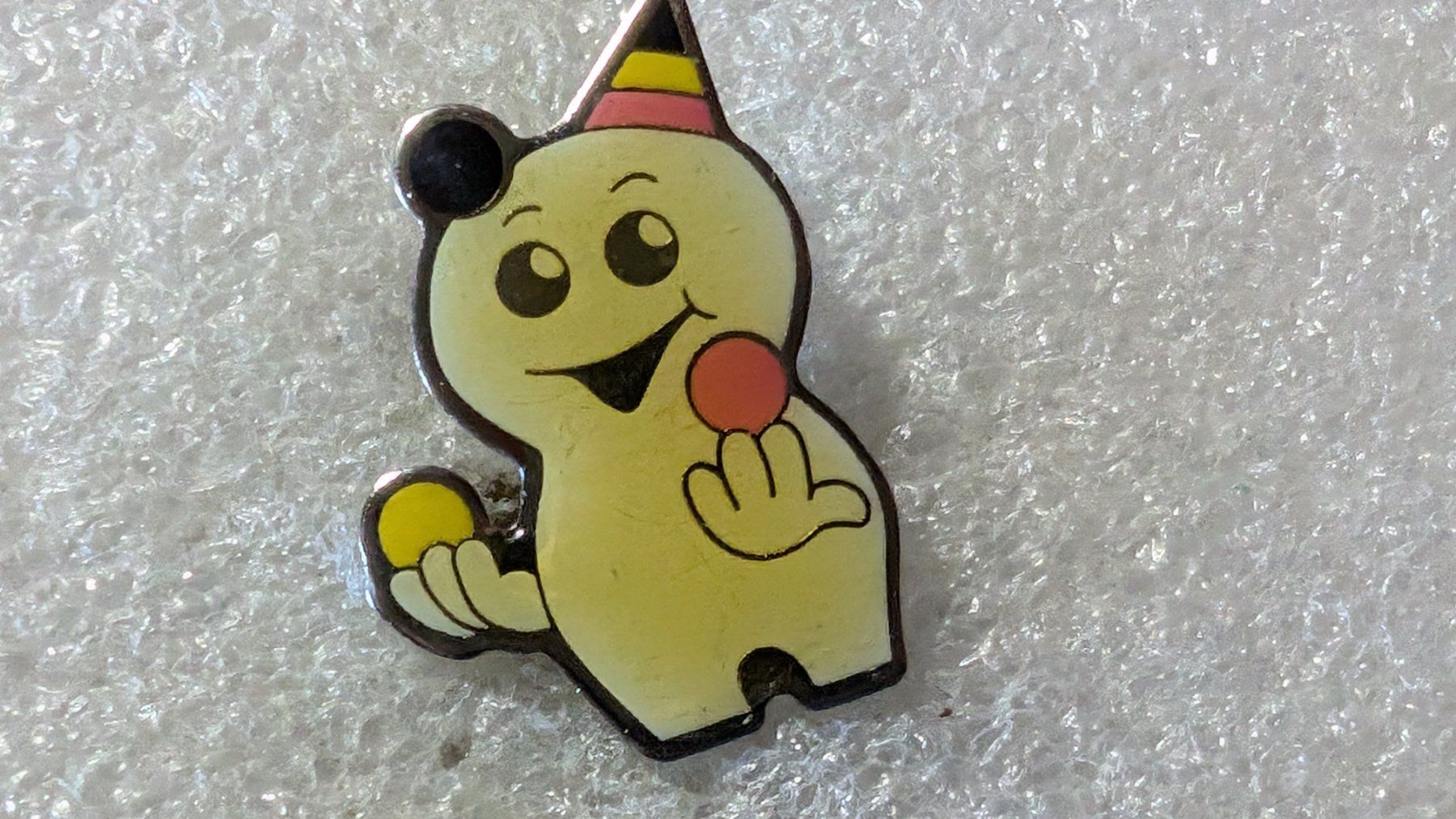 Placchette & Badge: Ansteckpin 226: Maga Bio – Usato da Oppligen venduto da Pin-Fall-Shop