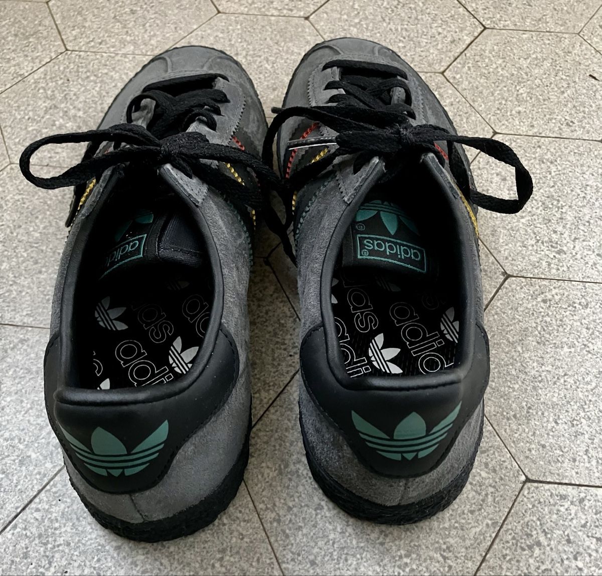 Adidas Scarpe da uomo: Adidas Jamaica Sneaker, 38 – Nuovo (secondo la descrizione) da Buchs AG venduto da Allerleis 3