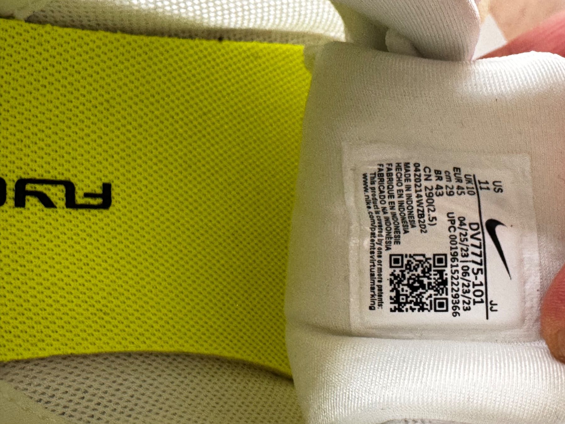 Nike Scarpe da uomo: Nike Tanjun Fliese Sneaker in Weiss – Nuovo (secondo la descrizione) da Gerlafingen venduto da Aebu85 6