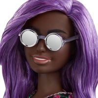 BARBIE Curvy FASHIONISTA MIT LILA HAAR