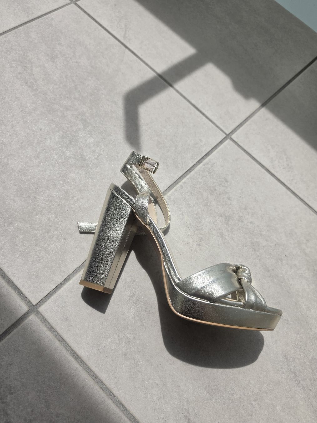 Anna Field Scarpe da donna: Sommer Highheels silbergold glänzend – Usato da Embrach venduto da sar_dq2y 2