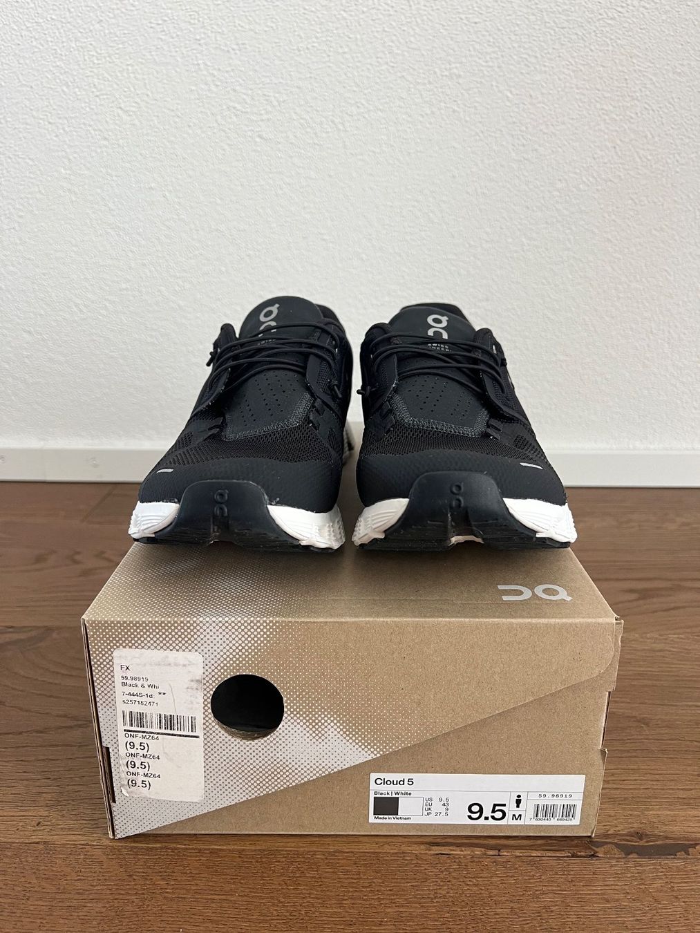 Scarpe da uomo: On Cloud 5 Men Shoes size 43 Black & White – Nuovo (secondo la descrizione) da Urdorf venduto da karol.muszkiewicz 4