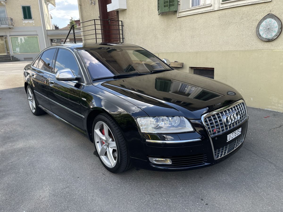 Automobili: Audi A8 4.2TDI Facelift Frisch ab MFK – Usato da Grosswangen venduto da ASH1995