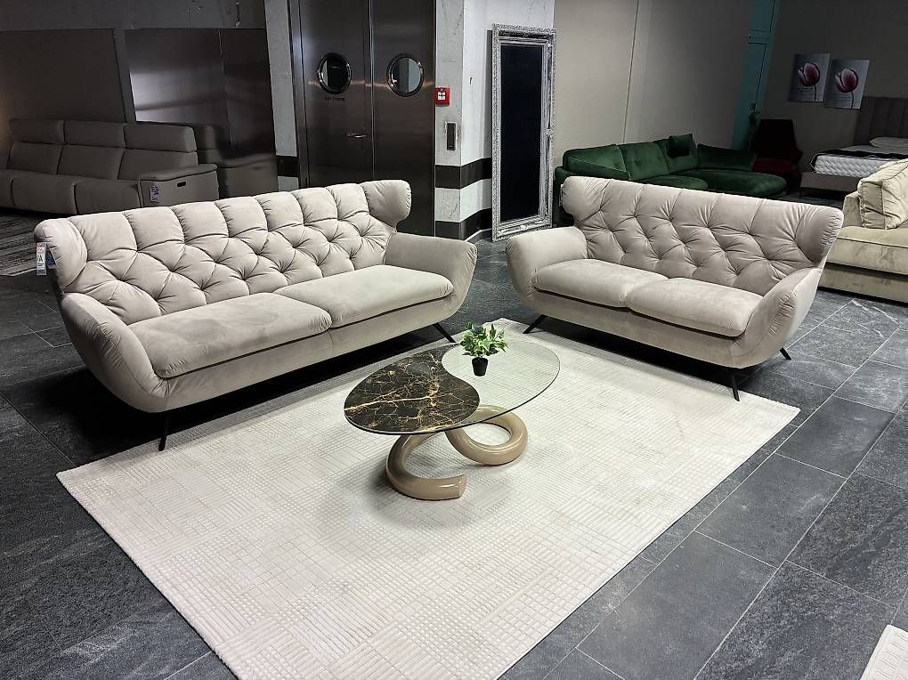 Divani: Designer Sofa  – Usato da Fahrwangen venduto da eli_kc5y