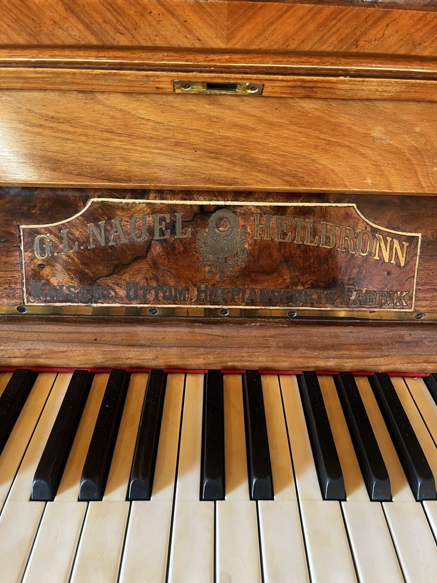 Musikinstrumente: Klavier – Gebraucht aus Arisdorf von kry_8wdd 2