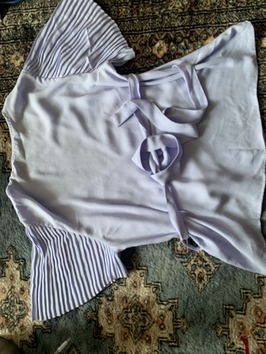Zara Camicette: ZARA BLUSE GR M – Nuovo (secondo la descrizione) da Gutenswil venduto da Bregenzer8610 1