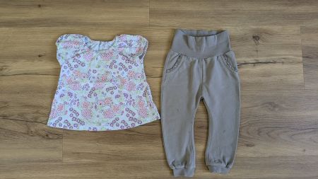 Kinder Shirt und Hose
