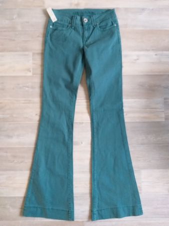 GUESS Jeans FLARE LEG CHARLIE  Taille/Grosse 26   Neuf/Neu