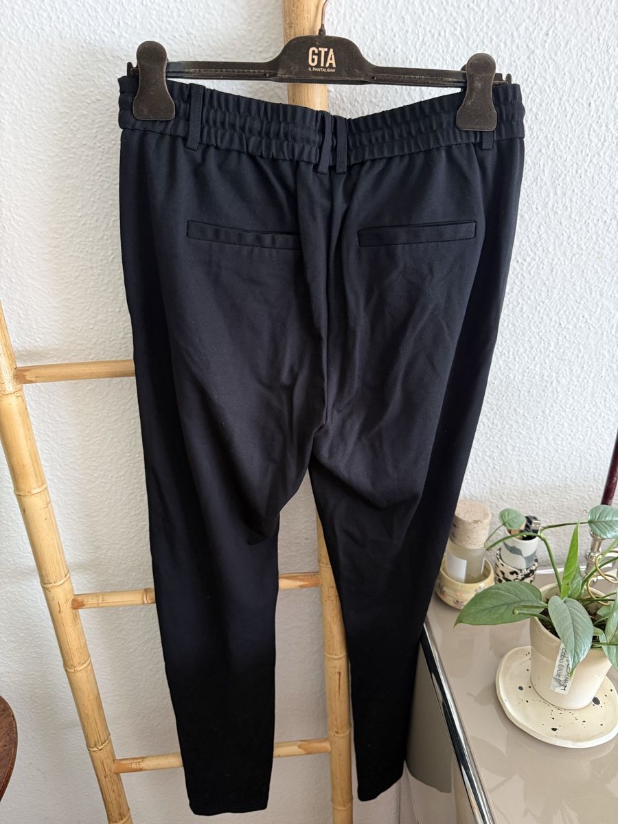 Only Pantaloni: Hose Only Gr. M – Usato da Meilen venduto da NHirs96 2