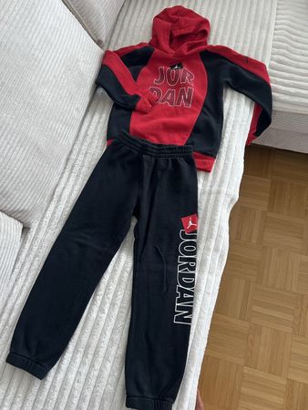 NIKE AIR JORDAN TRAINERANZUG GR 116/122