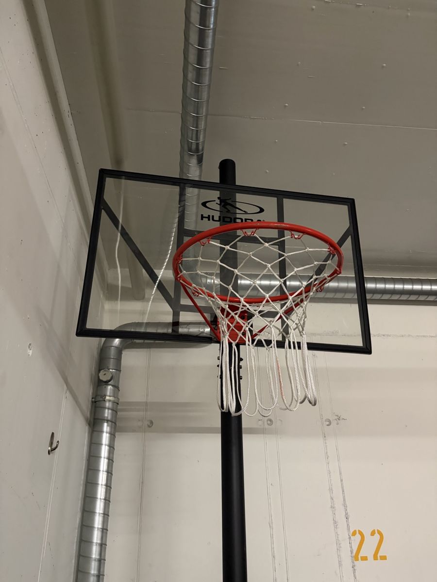 Basketballkörbe: Basketballkorb – Neu (gemäss Beschreibung) aus Freienbach von lin_5lbb