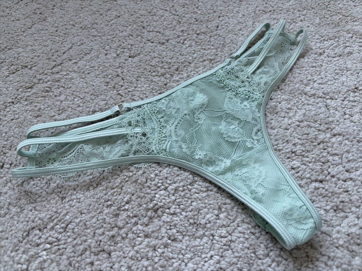 Manor Altra biancheria intima: MANOR Woman String | S – Nuovo (secondo la descrizione) da Rudolfstetten venduto da A_Milione 1