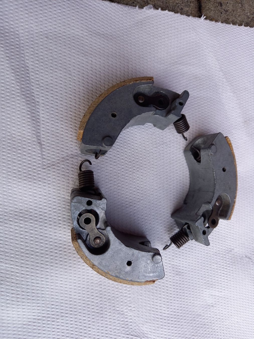 Piaggio Ciclomotori: NOS Piaggio ciao/si Kupplungsbacken – Nuovo (secondo la descrizione) da Thierachern venduto da Gari76 1