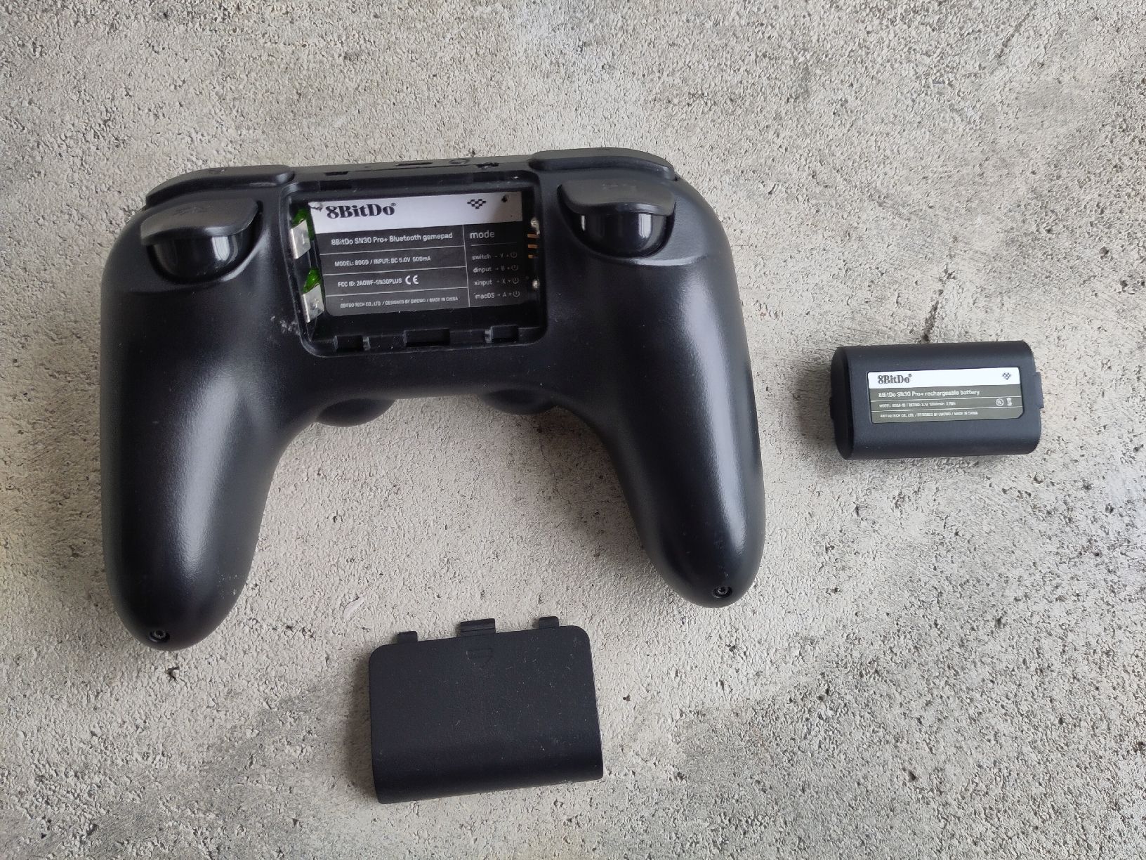 8BitDO Controller: 8BitDo SN30 Pro+ Bluetooth Gamepad Black In Used Condition – Gebraucht aus Basel von gonzpen 4