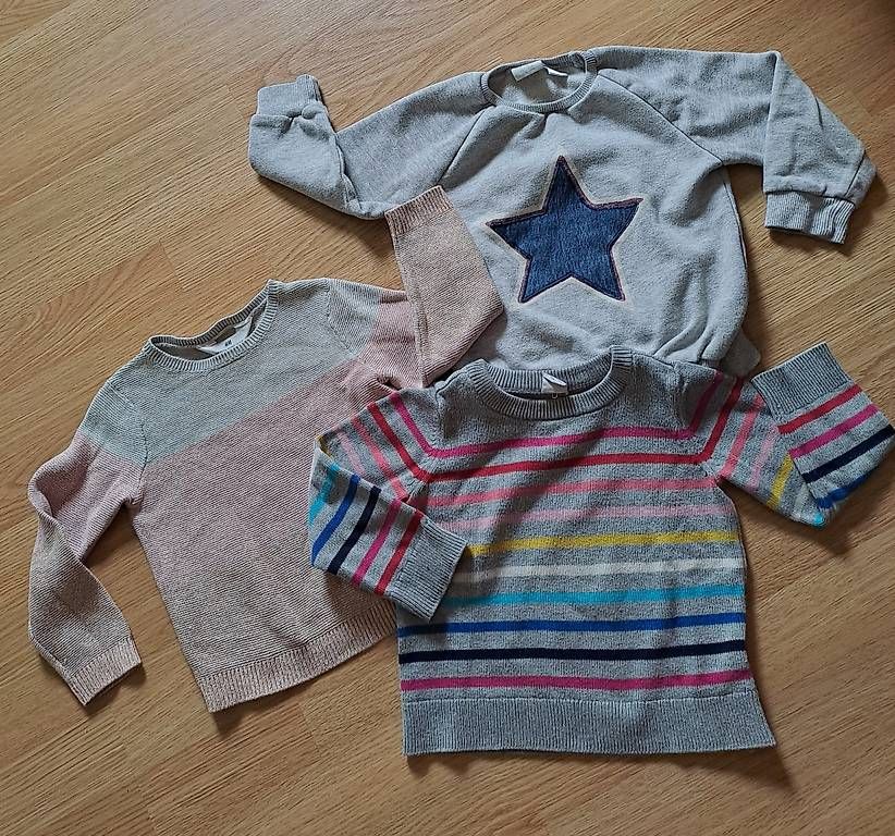 Lotti & Set di vestiti: diverse Pullover/Winterkleid/Pyjama - Grösse 98/104 – Usato da Rotkreuz venduto da Blubberli1