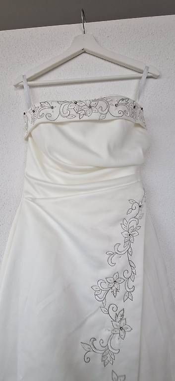 Vestiti: Wunderschönes Hochzeitskleid, Gr. 36-38 – Nuovo (secondo la descrizione) da Samstagern venduto da a_z_r9b6 1