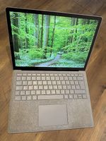 Surface Laptop mit Intel i7 und Surface Dock
