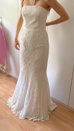 tolles Hochzeitskleid von Zoro