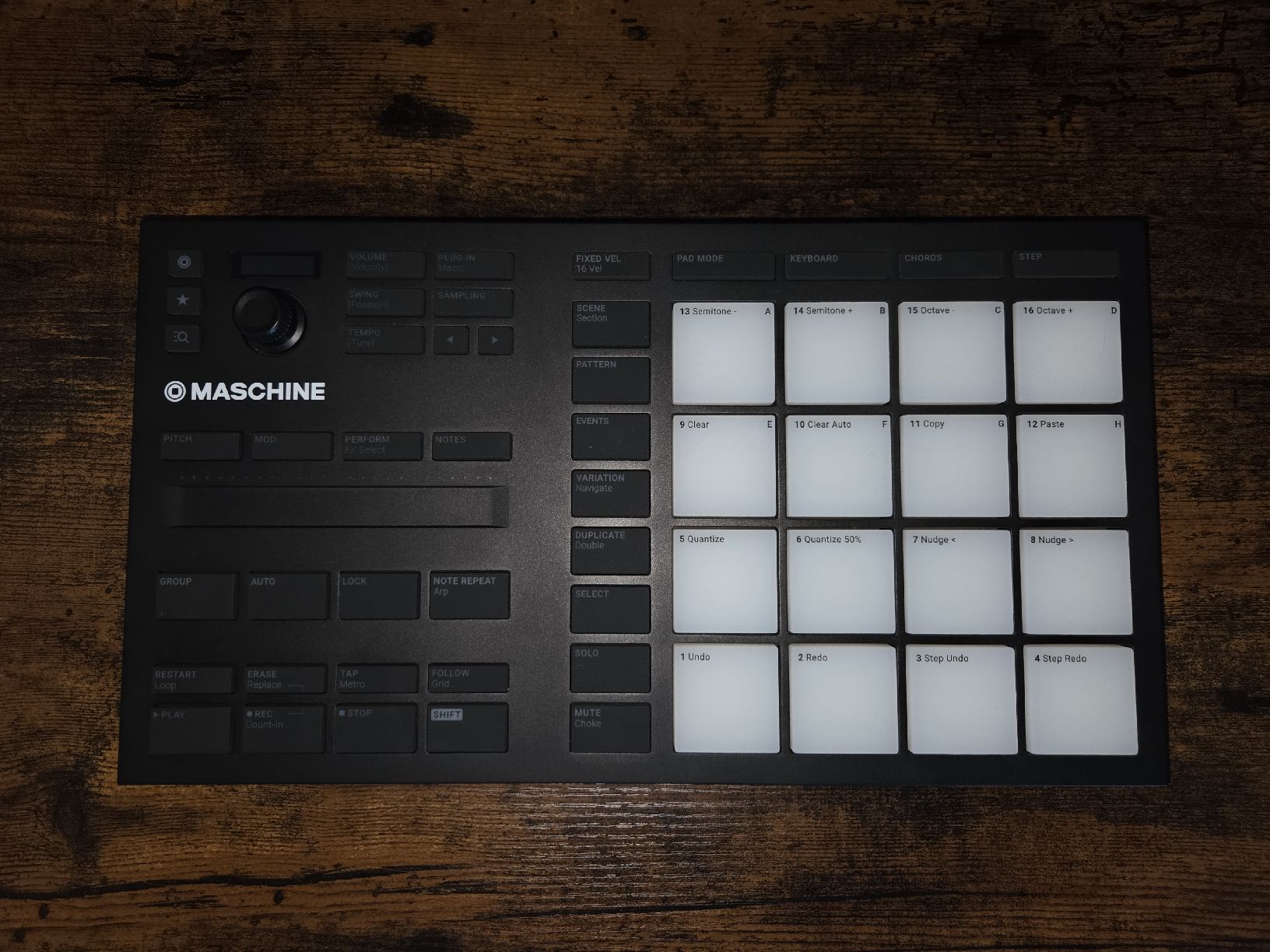 Native Instruments Strumenti musicali: Native Instruments Maschine Mikro MK3 – Usato da Stachen venduto da Gon_Soku 1