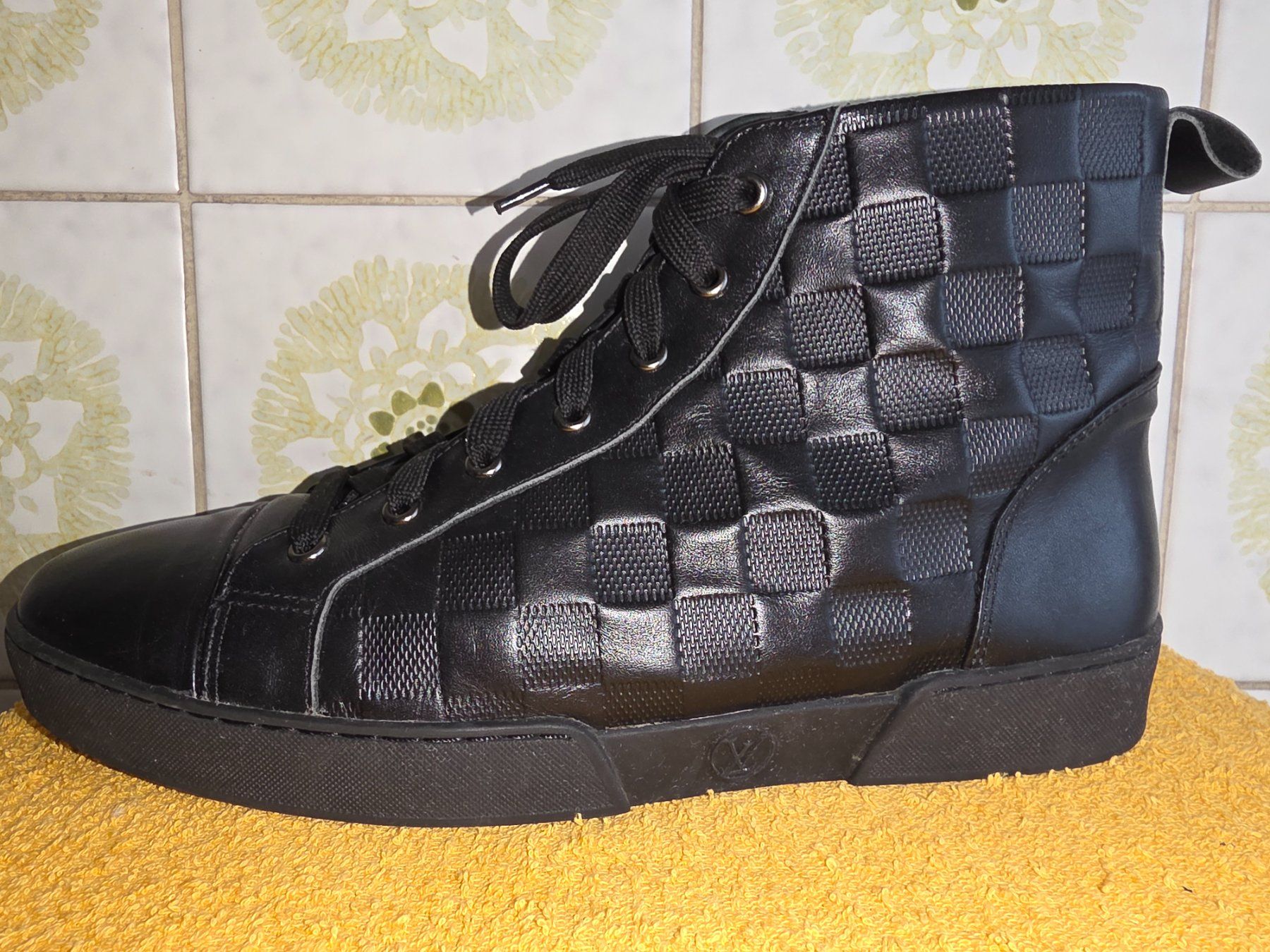 Louis Vuitton Herrenschuhe: Chaussures montantes Louis Vuitton, 41 – Gebraucht aus Genève von BruceKampbell 2