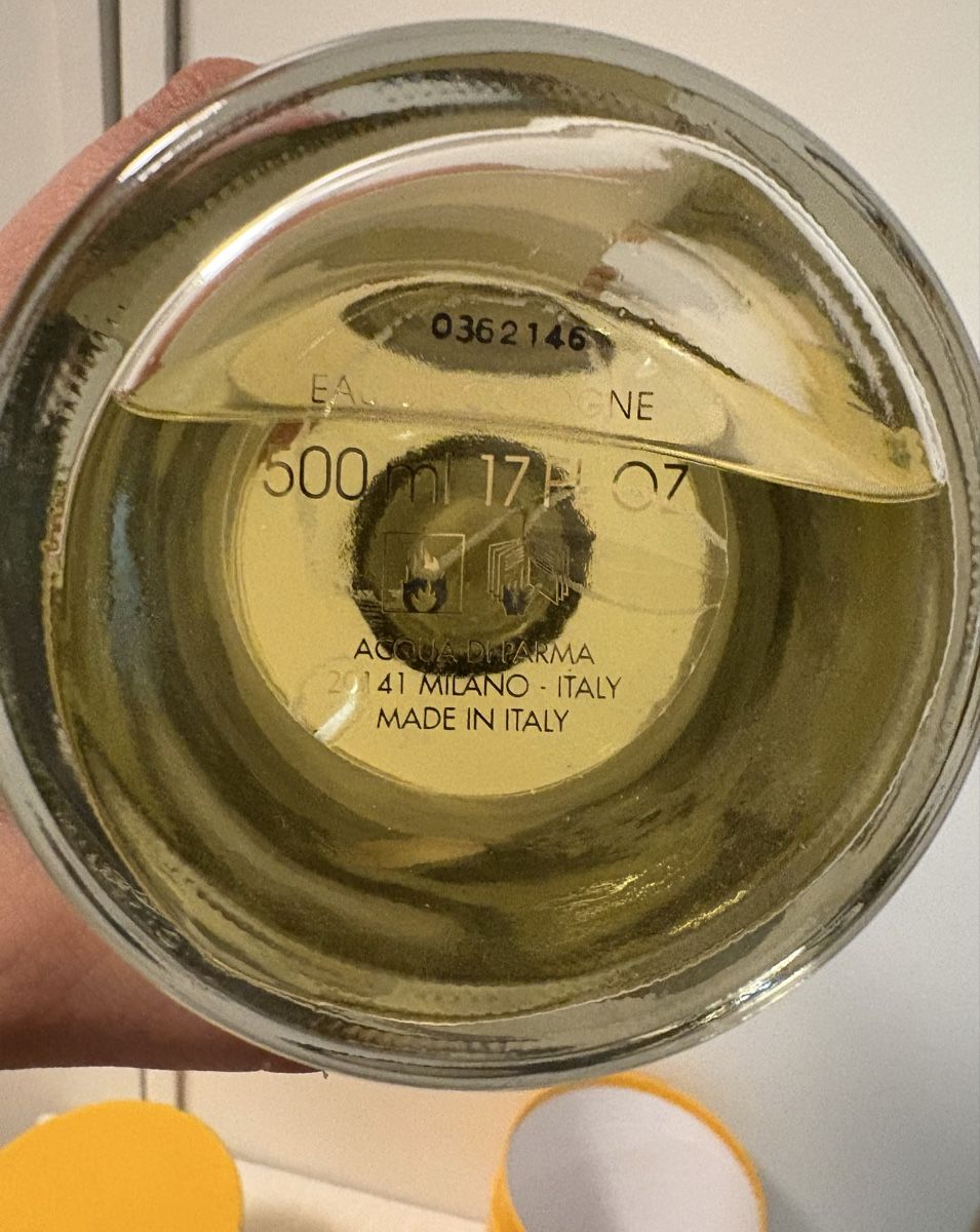 Acqua di parma Parfums & Eau de Toilette: Acqua di Parma Colonia Eau de Cologne 500 ml – D'occasion à Hasle LU par Olena_olena 1