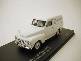 Volvo PV445 DS 1953-1960 "NEA" weiss        1:43 von Trofeu
