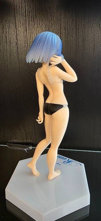 Statuette: Re:Zero Rem EXQ Vol.2 Black Bikini Banpresto Figur – Usato da Liestal venduto da mumitroll863 3