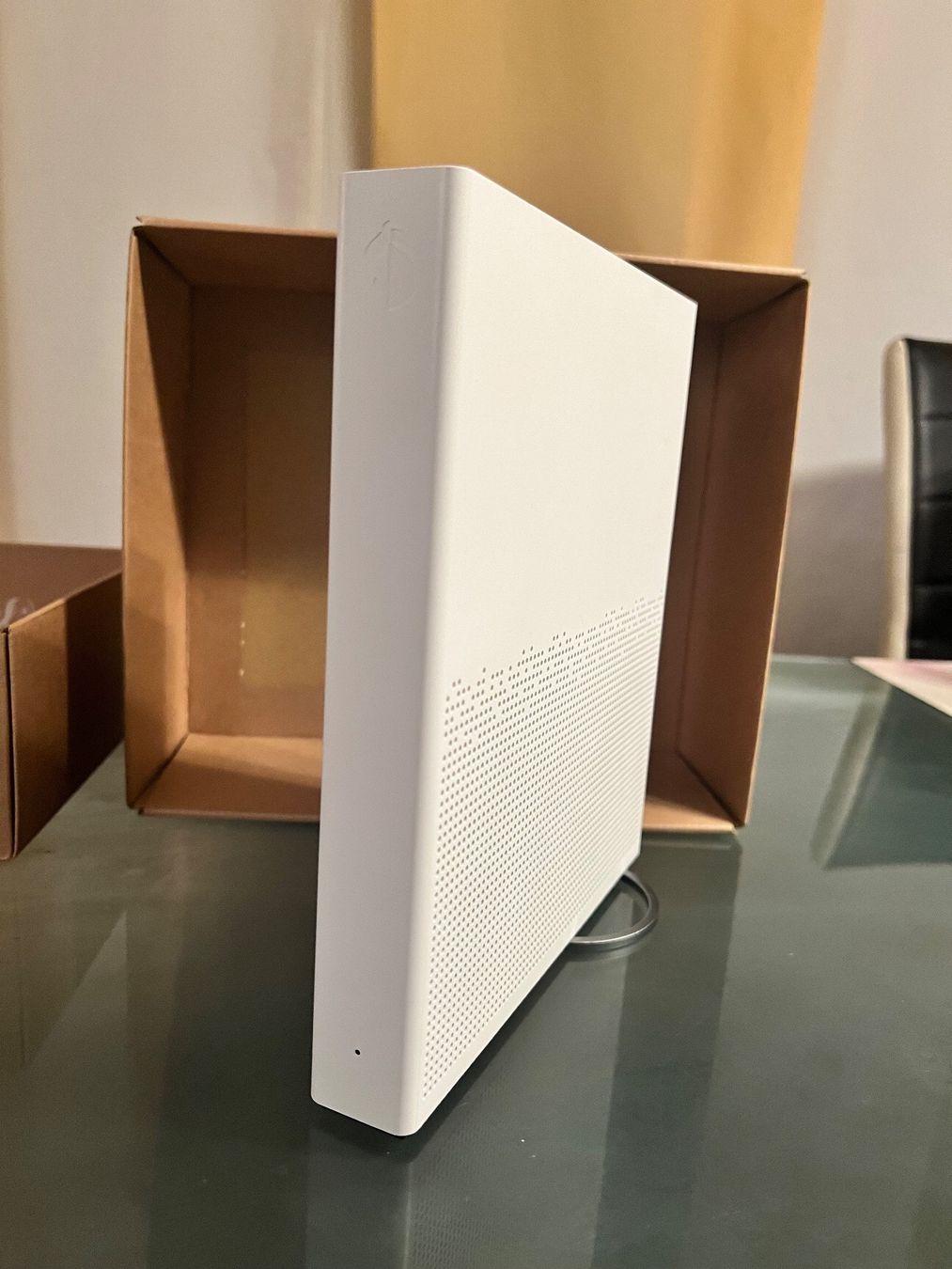 Swisscom Modem & Router: Swisscom Internet Box 3 – Usato da Grüningen venduto da Shirter 1