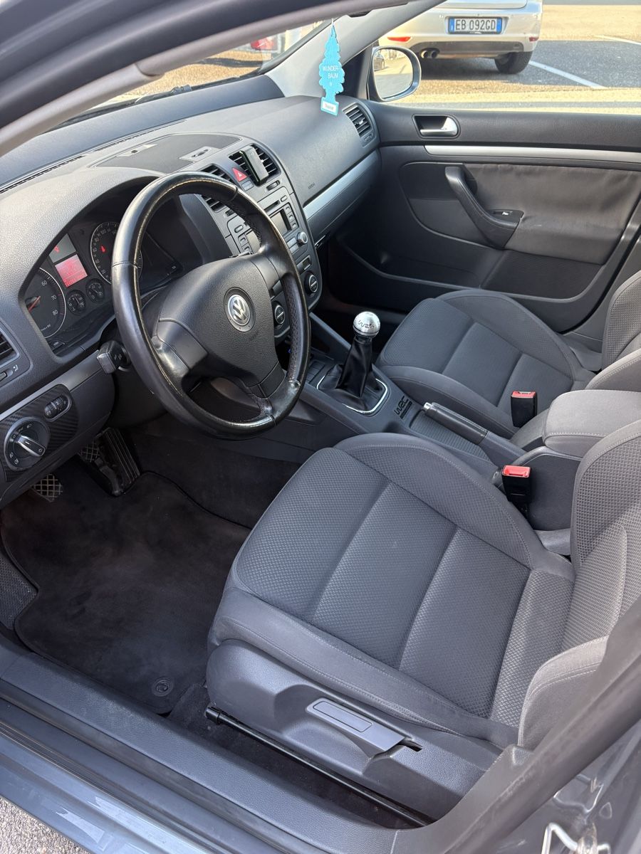 VW Automobili: VW Golf 5 2.0 FSI – Usato da Raron venduto da teo_vzl9 4