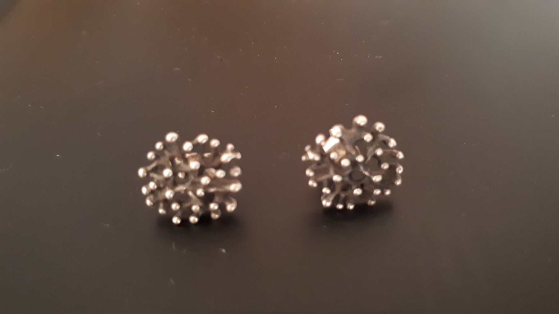 Orecchini pendenti & Orecchini a lobo: Ohrstecker, Silber oxidiert – Usato da Goldiwil (Thun) venduto da chilou 1