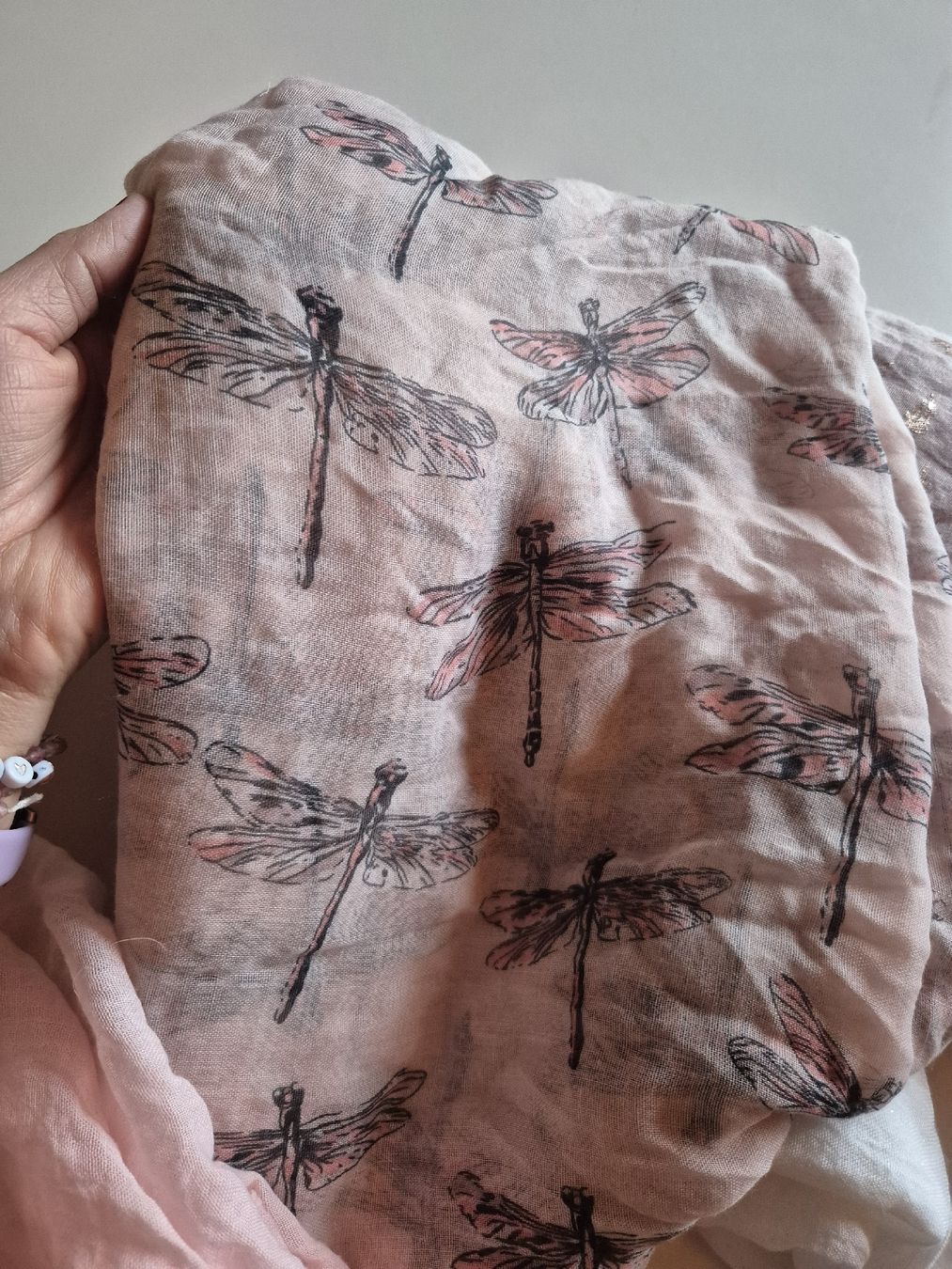 Foulard & Sciarpe: Paket Schal, leichte Halstücher – Usato da Wynigen venduto da La_Talpa 2