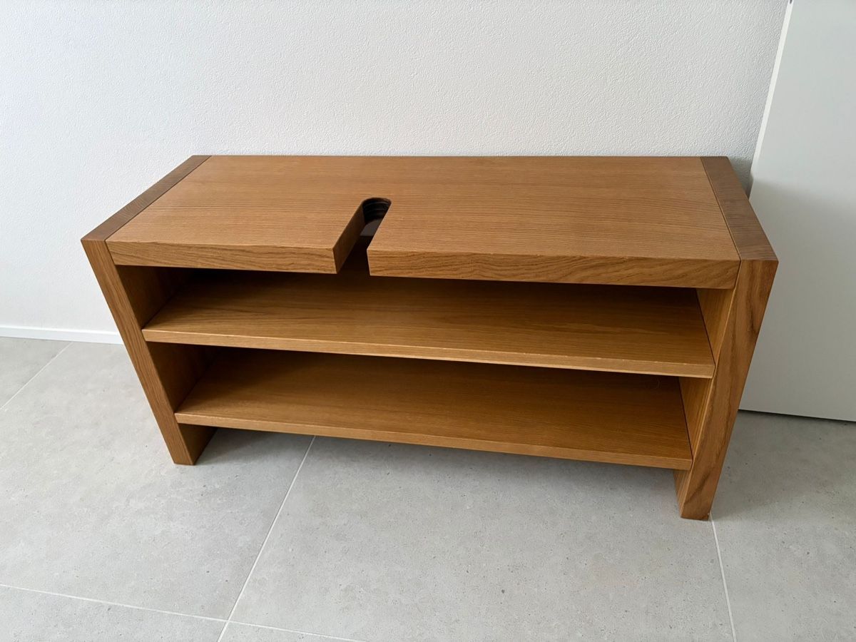 Mobili per bagno: Waschtisch-Möbel aus Massiv-Holz – Usato da Dussnang venduto da baderli 2