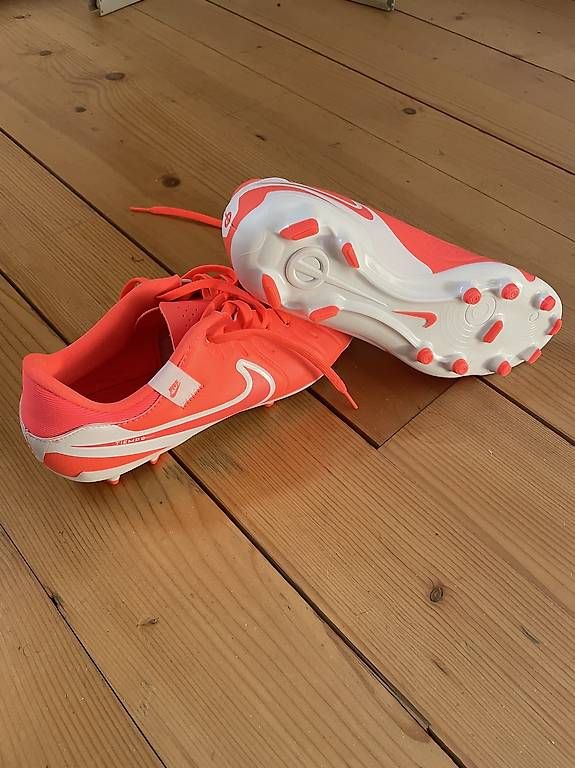 Scarpe da uomo: Legend 10 Academy FG/MG Nike – Usato da Frauenfeld venduto da Giovannnni86